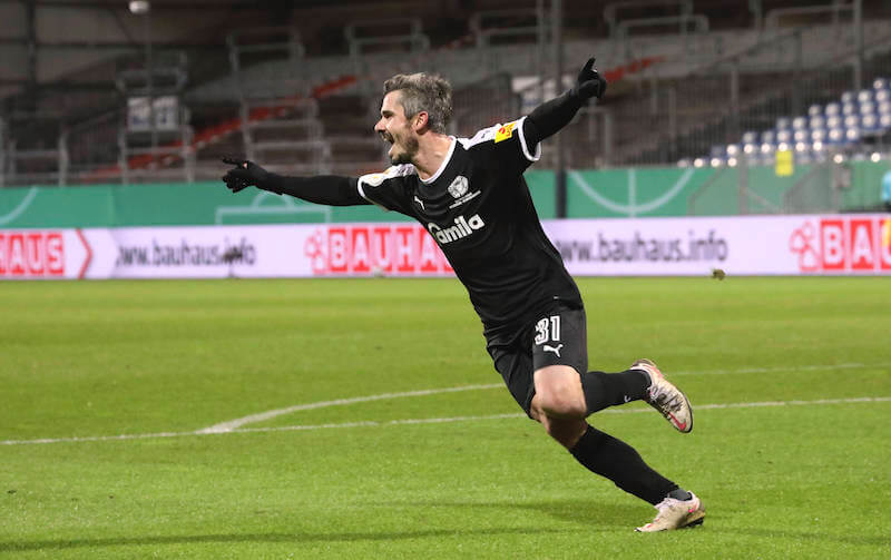 Kiels Fin Bartels will nach den Bayern auch Essen aus dem Pokal kicken