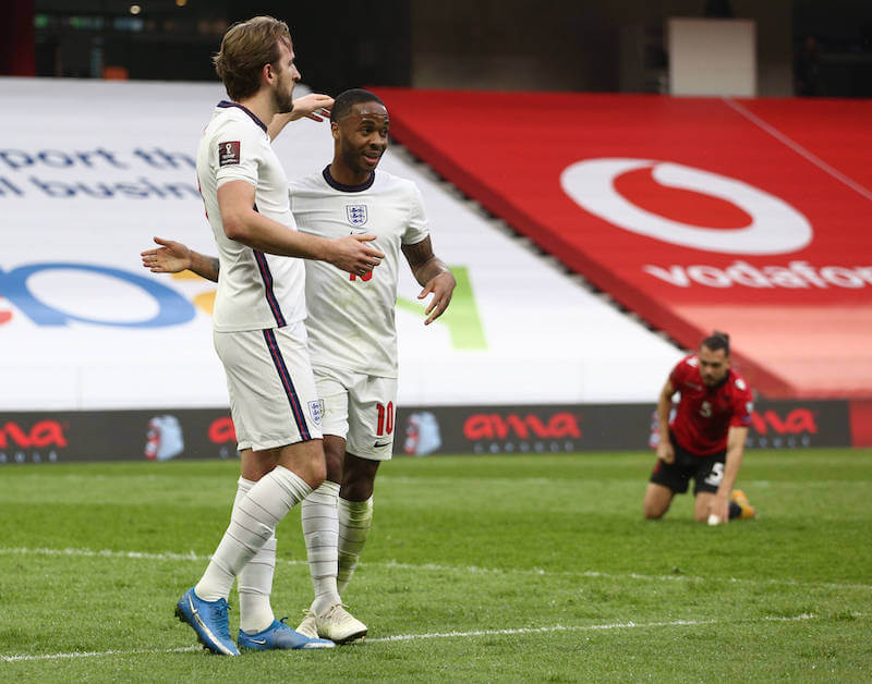 Englands Angreifer Kane und Sterling treffen auf Polen