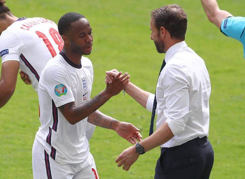 Englands Angreifer Sterling will mit Trainer Southgate gegen Schottland jubeln