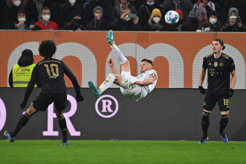 Die Bayern Spieler wollen gegen Augsburg gewinnen